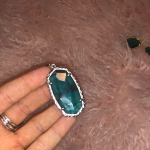 Kendra Scott earring